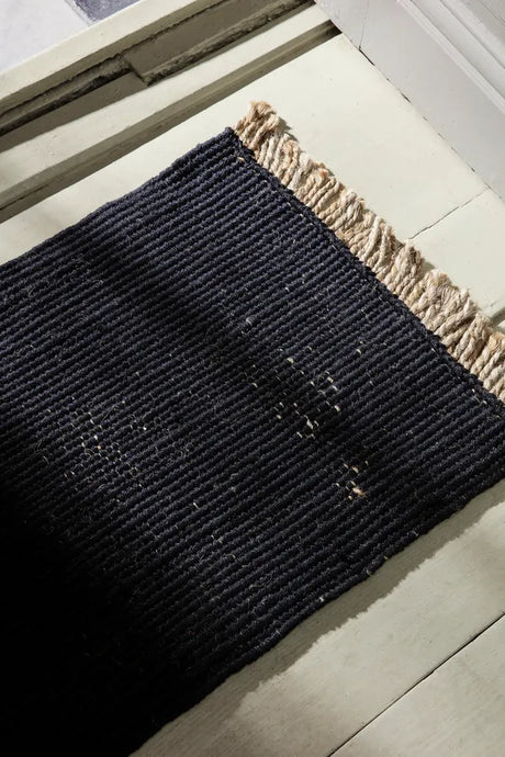 Block Matta från Ferm Living - Black-Natural - Jacobsen Plus