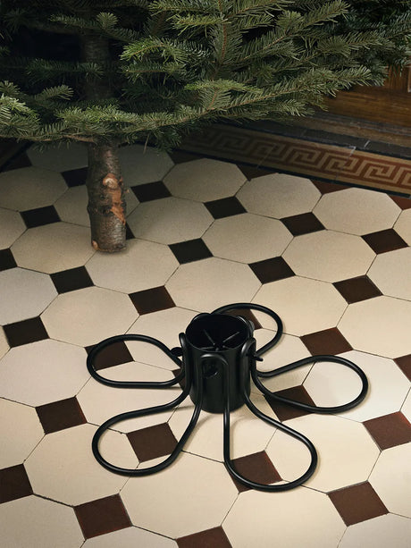 Flake Julgransfot, svart från Ferm Living - 2 - Jacobsen Plus