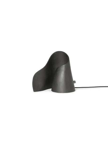 Oyster Bordslampa från Ferm Living - Jacobsen Plus