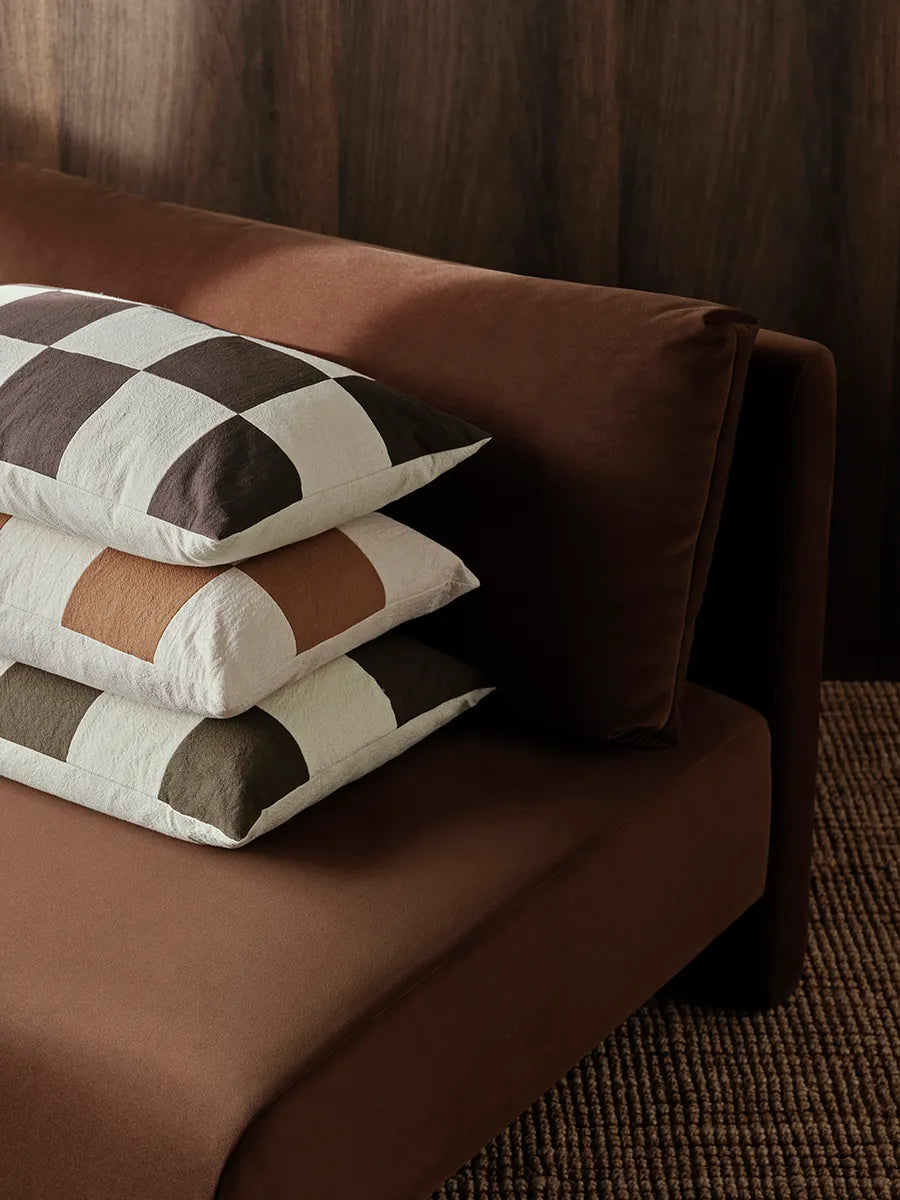 Fold Patchwork-kudde från Ferm Living - 3 - Jacobsen Plus