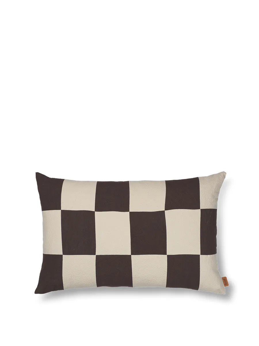 Fold Patchwork-kudde från Ferm Living - 1 - Jacobsen Plus