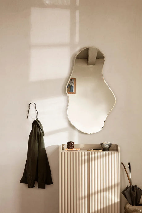 Curvature Double Hook från Ferm Living - Brass - Jacobsen Plus