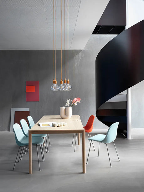 E27 Pendellampa från Muuto - Beige Green - Jacobsen Plus