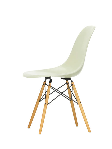 Eames Fiberglass Chair DSW, ljus lönn från Vitra - Eames Sea Foam Green - Jacobsen Plus