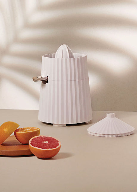 Plissé Elektrisk citruspress från Alessi - Svart - Jacobsen Plus