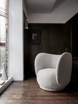 Rico Lounge Chair, bouclé i off-white från Ferm Living - 2 - Jacobsen Plus