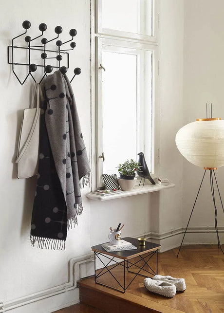 Hang It All, Svart utgåva, Svart från Vitra - 2 - Jacobsen Plus