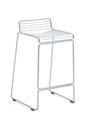 Hee Bar Stool H65, varmförzinkad från Hay