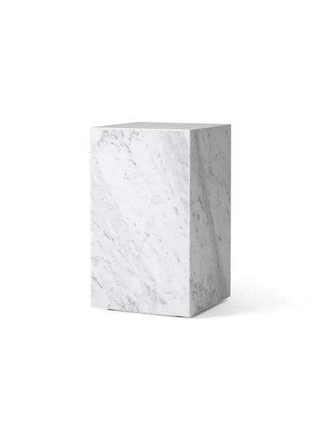 Plinth Tall Vit Carrara marmor från Audo Copenhagen - Jacobsen Plus