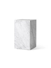 Plinth Tall Vit Carrara marmor från Audo Copenhagen