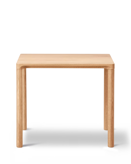 Piloti Wood soffbord, 46,5x39, H:41 cm av Hugo Passos - Ek ljus olie - Jacobsen Plus