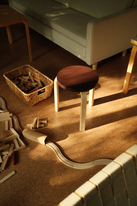 Limited Edition Stool 60, Mahognybrun från Artek - 3 - Jacobsen Plus