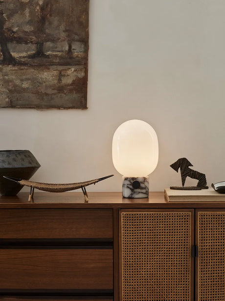JWDA Bordslampa, calacatta viola marmor från Audo Copenhagen - 2 - Jacobsen Plus