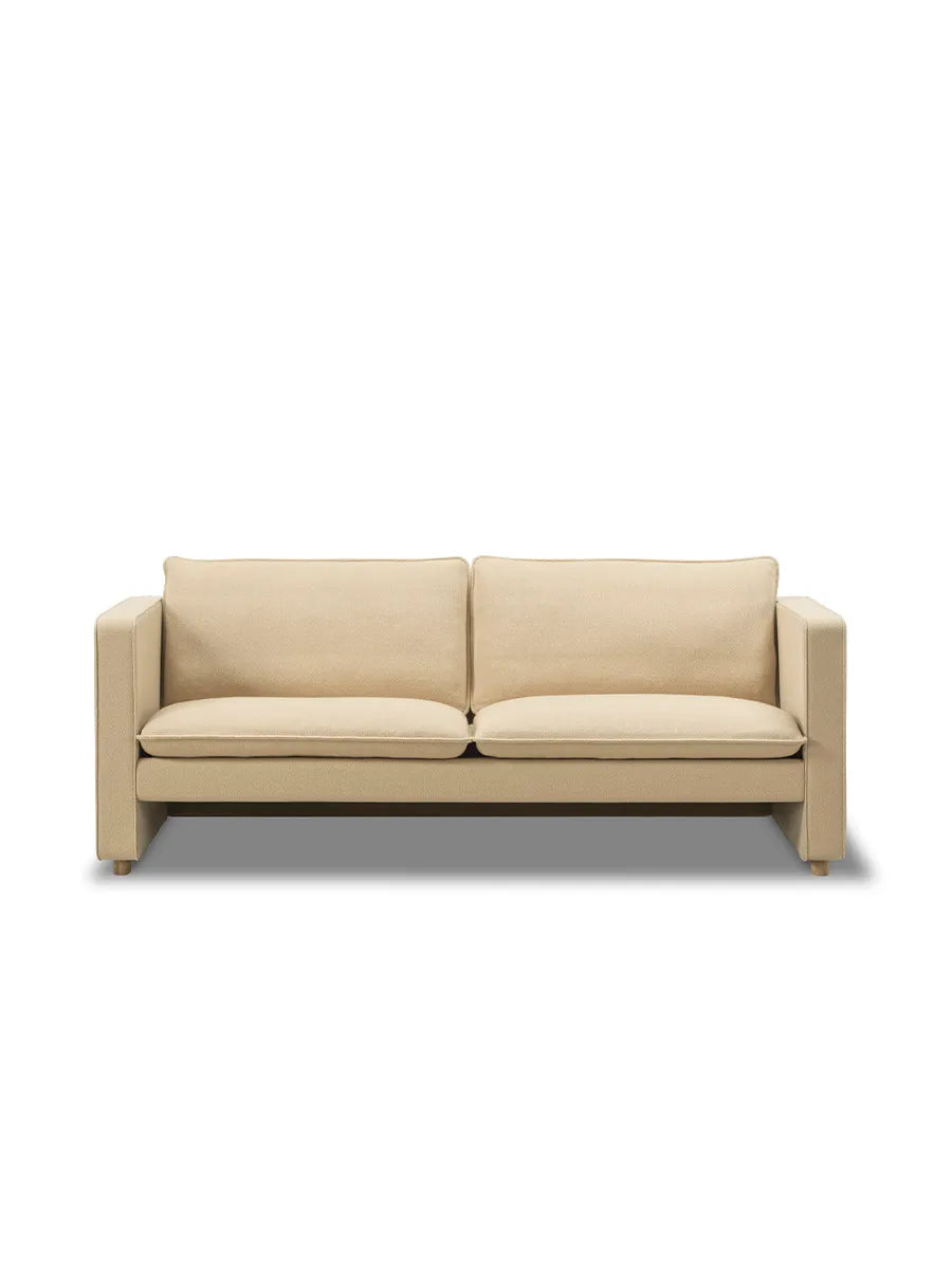 Jota 2 pers. Soffa, vidar 323 från Fredericia Furniture - 1 - Jacobsen Plus