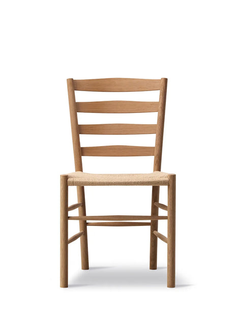The Klint-stol, oljad ek från Fredericia Furniture - Jacobsen Plus
