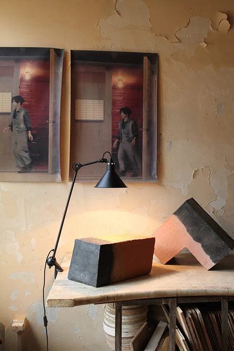 Nr. 201 bordslampa från Lampe Gras - Svart stel / Svart - Jacobsen Plus