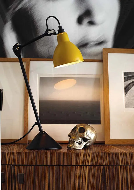 Nr. 205 bordslampa från Lampe Gras - Svart stel / Svart - Jacobsen Plus