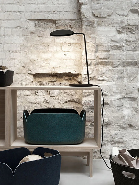 Leaf Bordslampa från Muuto - White - Jacobsen Plus