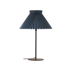 334T Bordslampa, Denim Blue från Le Klint