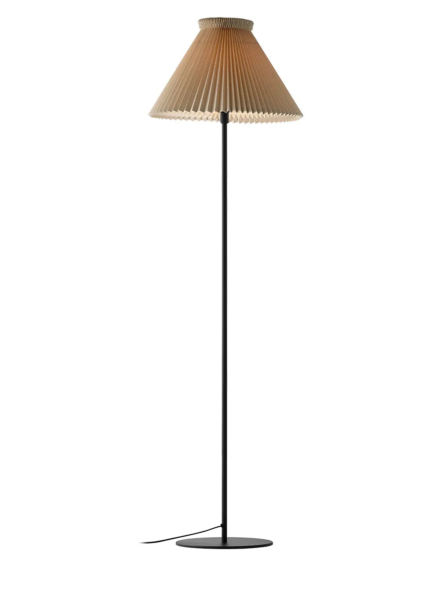 334H Golvlampa, Buttermilk från Le Klint - 2 - Jacobsen Plus