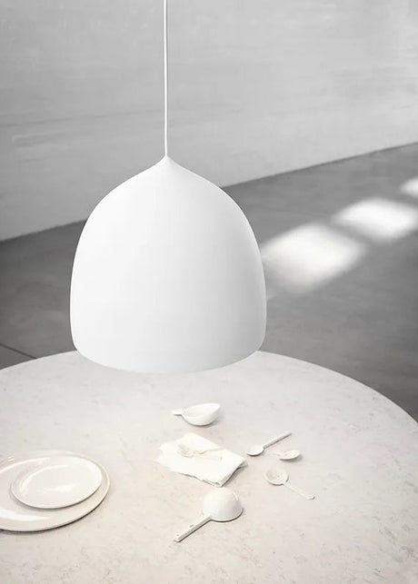 Suspence Pendel från Fritz Hansen - P1 (Ø240mm) / Black - Jacobsen Plus