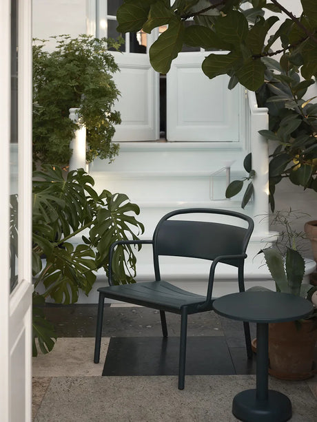 Linear Steel loungestol från Muuto - Anthracite black - Jacobsen Plus