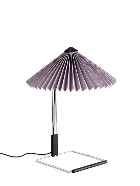 Matin bordslampa med spegelblank fot från HAY - Blue - Jacobsen Plus