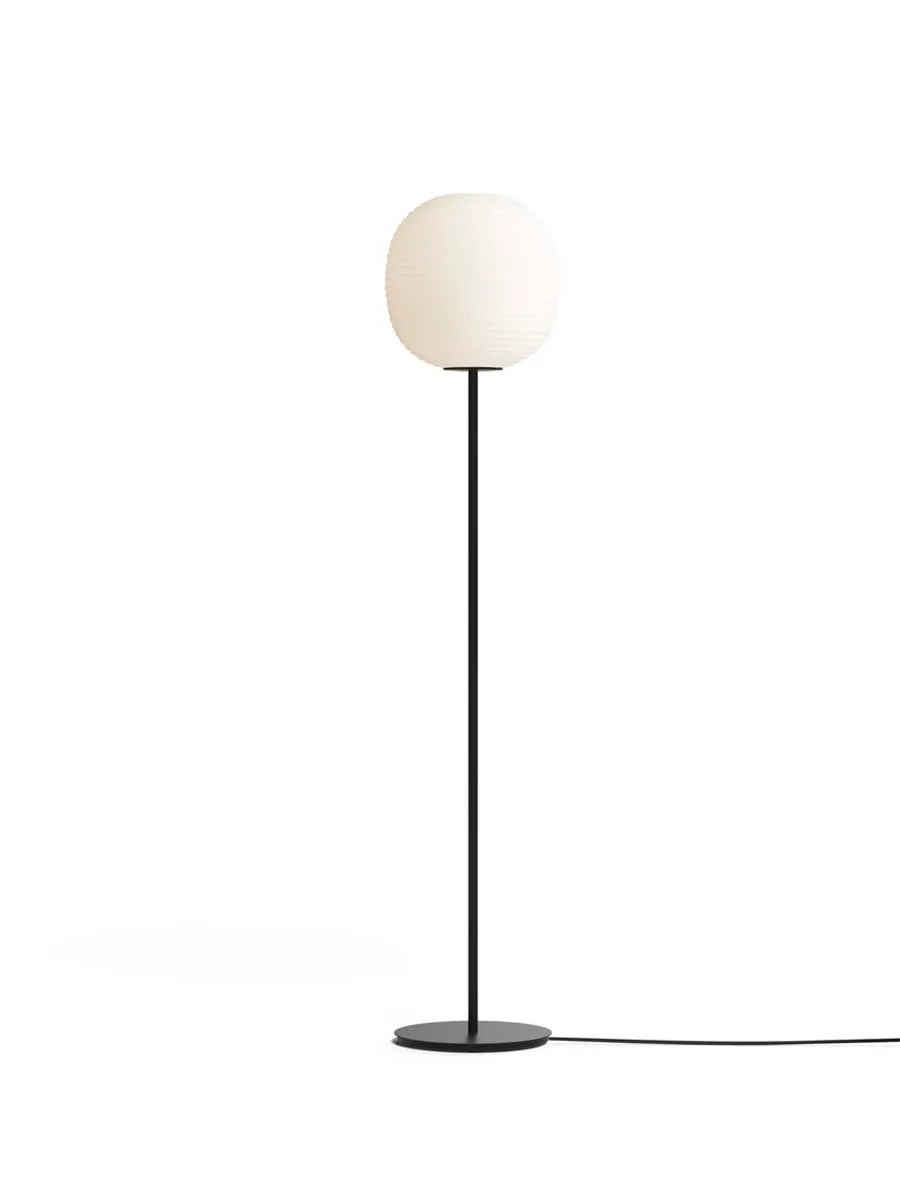 Lantern golvlampa från New Works - 1 - Jacobsen Plus