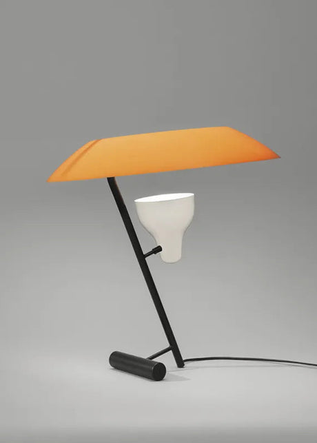 Model 548 Bordslampa från Astep - Sortlakeret med orange skærm - Jacobsen Plus