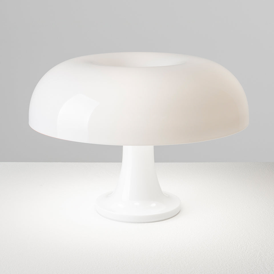 Nessino Bordslampa från Artemide - White - Jacobsen Plus