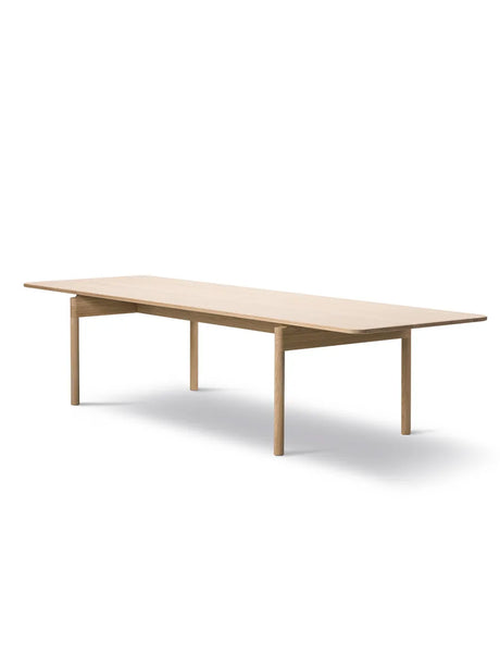 Post Matbord 320 cm från Fredericia Furniture - Oljad eg - Jacobsen Plus