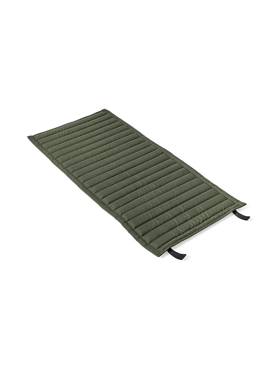 Quilted Dyna till Palissade matstol med armstöd från Hay - Olive - Jacobsen Plus