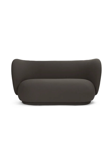 Rico Soffa 2 Grain, choklad från Ferm Living - Jacobsen Plus