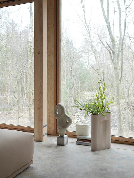 Ridge Vas från Muuto - Off white / H48,5 cm - Jacobsen Plus