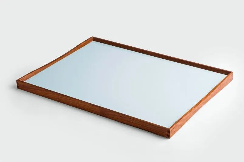 Vändbricka av Finn Juhl - Lyseblå-svart / Stor 38 x 51 cm - Jacobsen Plus