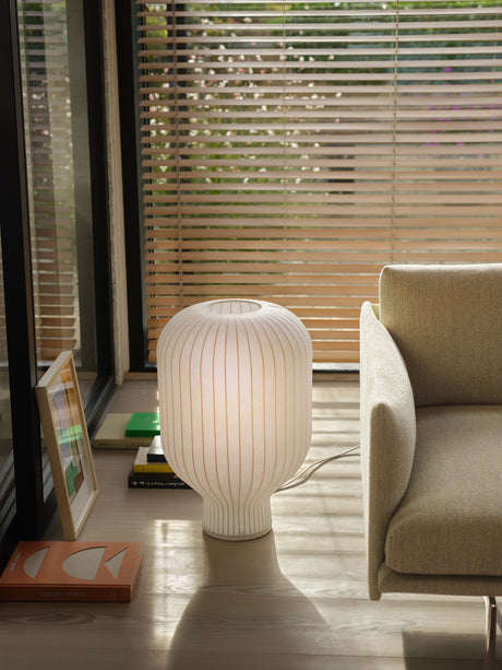 Strand Bordslampa Stor från Muuto - 3 - Jacobsen Plus