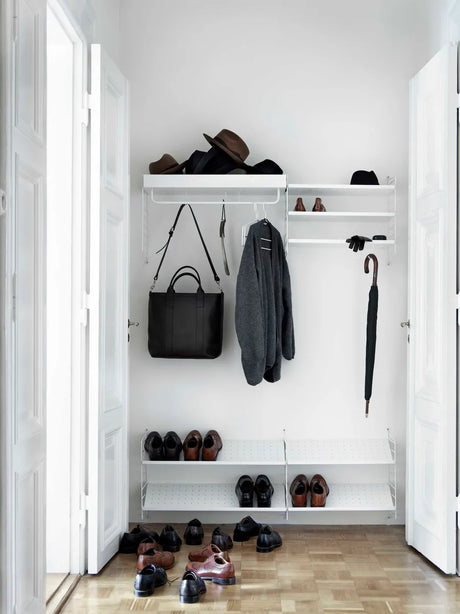 Hallway K, Bokhylla för hallen från String Furniture - White - Jacobsen Plus