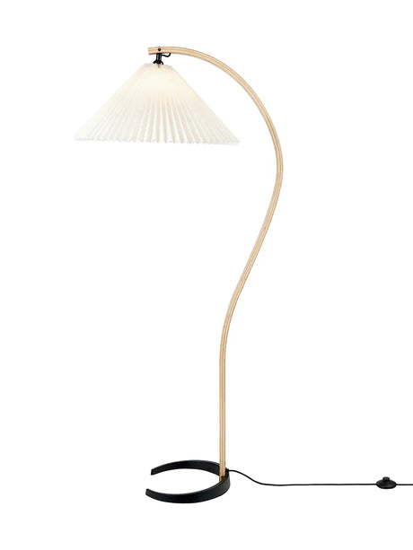 Timberline golvlampa från GUBI - Jacobsen Plus