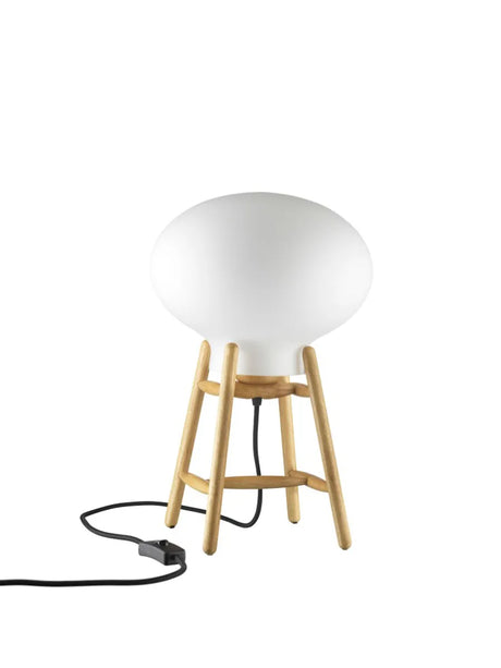 U4 Hiti Bordslampa, opalt glas/ek från FDB Møbler - 1 - Jacobsen Plus