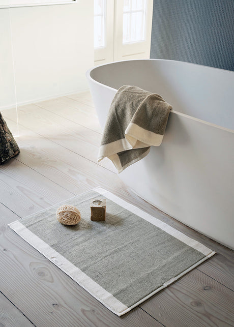 VIPP101 badrumsmatta, khaki från Vipp - 2 - Jacobsen Plus