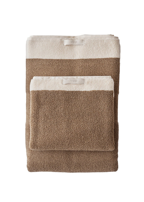 Handdukar, taupe från VIPP - Vipp102: 40x60 cm - Jacobsen Plus