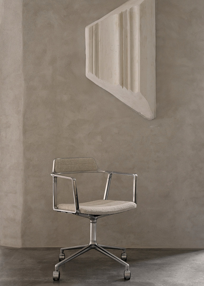 VIPP452 Swivel Chair med hjul, Wavy-textil från Vipp - 3 - Jacobsen Plus