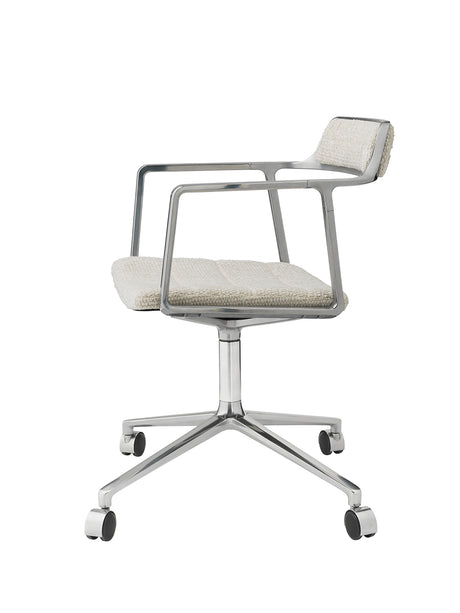 VIPP452 Swivel Chair med hjul, Wavy-textil från Vipp - 5 - Jacobsen Plus