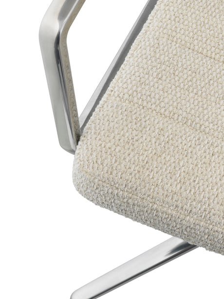 VIPP453 Swivel+ Stol, Wavy textil från Vipp - 4 - Jacobsen Plus