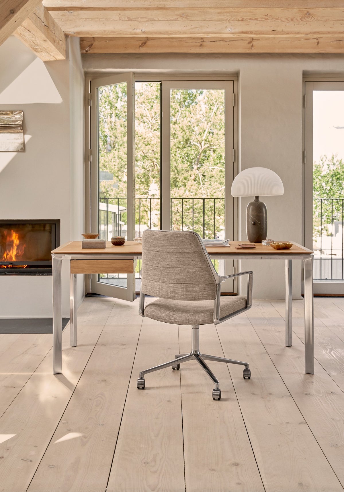 Vipp432 arbetsbord, ljus ek/kamelfärgat läder - 9 - Jacobsen Plus