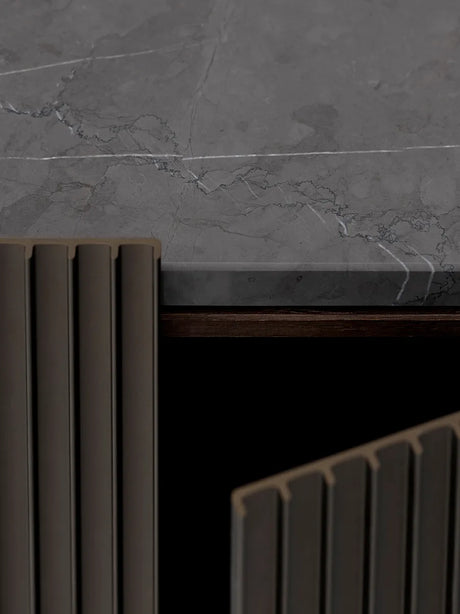 Chimney Kabinet H1 från Vipp - Dark Oak - Jacobsen Plus