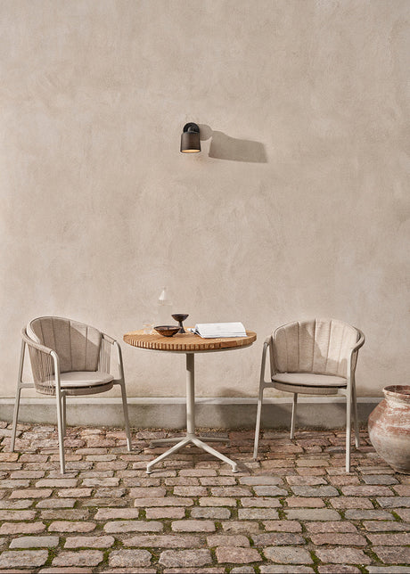 VIPP710 Lagrasse Chair inkl. sitt- och ryggdyna från Vipp - 2 - Jacobsen Plus