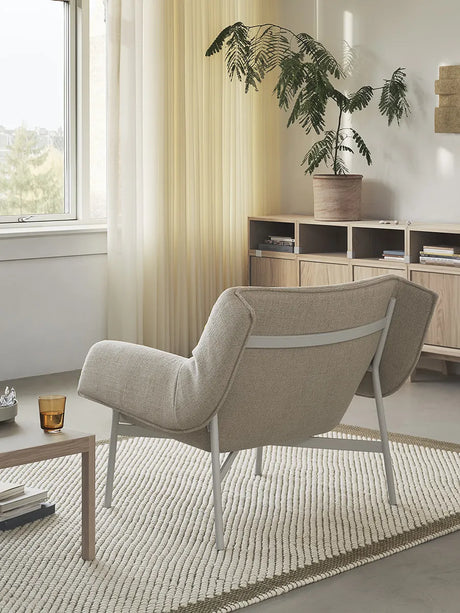 Wrap Lounge-fåtölj från Muuto - Ecriture 240 - Grey - Jacobsen Plus
