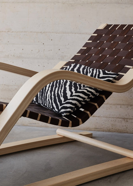 Zebra kuddfodral från Artek - 40 x 40 cm - Jacobsen Plus